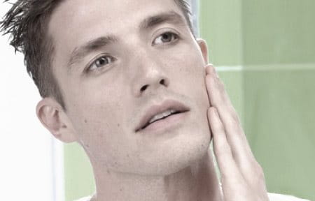 EUCERIN : Peau à tendance acnéique | Les traitements EUCERIN : Peau à tendance acnéique | Les traitements