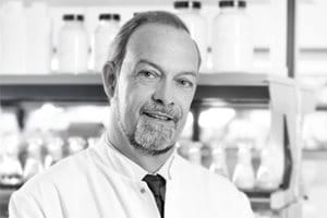 Scientifique dans un laboratoire