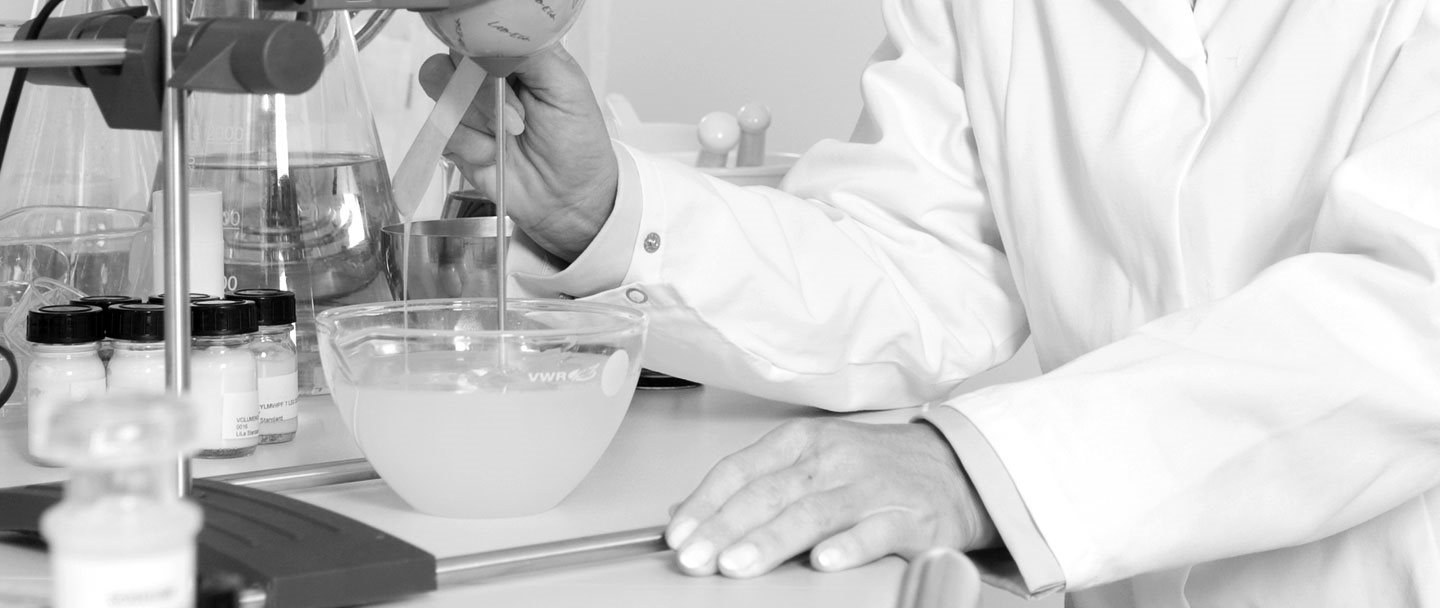 Scientifique dans un laboratoire